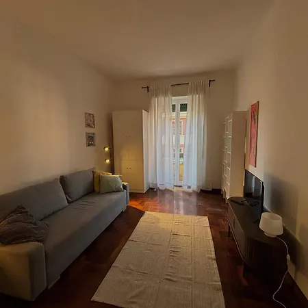 Lola Flat Roma-3